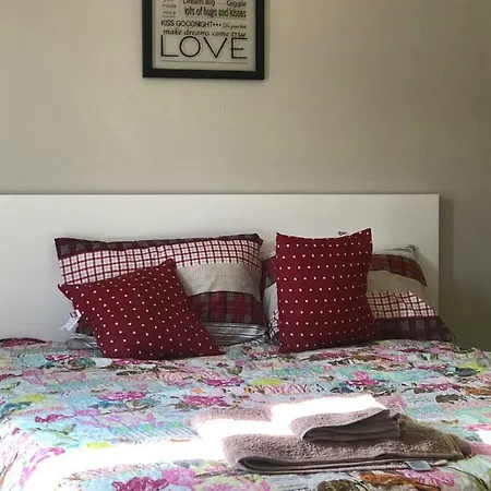 Agianapanest Apartment *